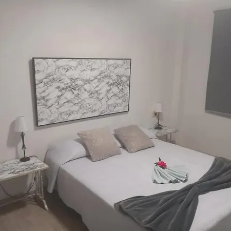 Heights 7 - Two Bed דירה לוס כריסטיאנוס