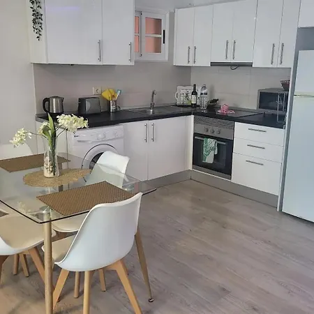 Heights 7 - Two Bed Apartman *