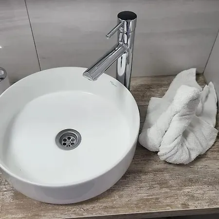 Heights 7 - Two Bed * Los Cristianos (Tenerife)