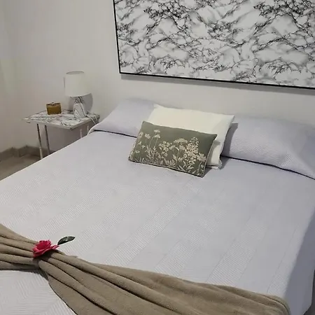 Heights 7 - Two Bed * Los Cristianos (Tenerife)