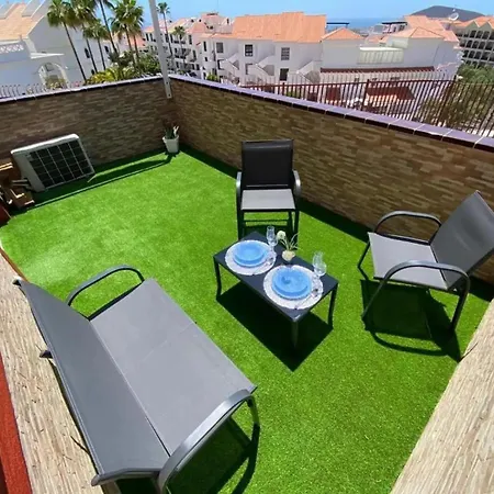 Heights 7 - Two Bed Appartamento Los Cristianos (Tenerife)